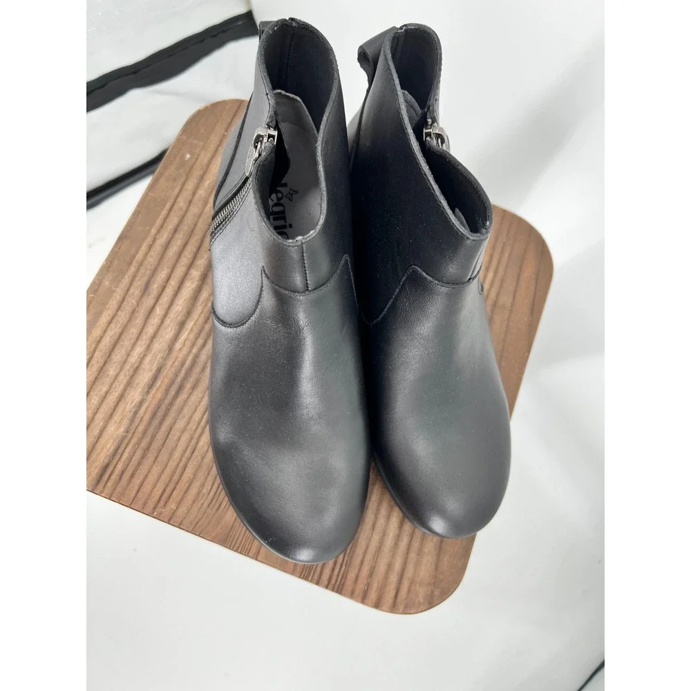Alegria Black Leather Ankle Boots Side Zip Wedge Booties SRI-501 Womens 40 - Picture 2 of 9
